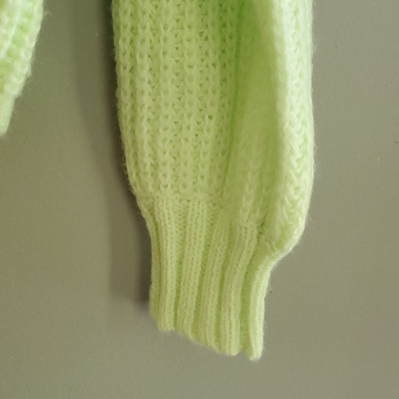 Wild Fable Bright Green Soft Sweater - Picture 3 of 7